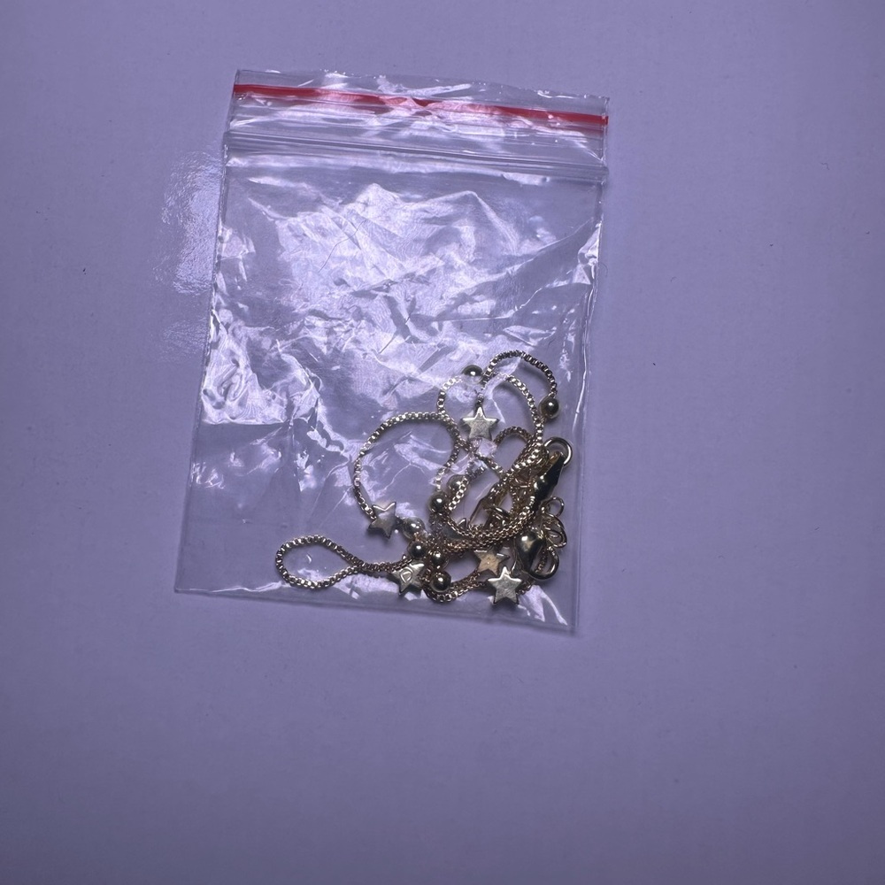 Gold Star Double Layered Bracelet - Picture 4 of 4